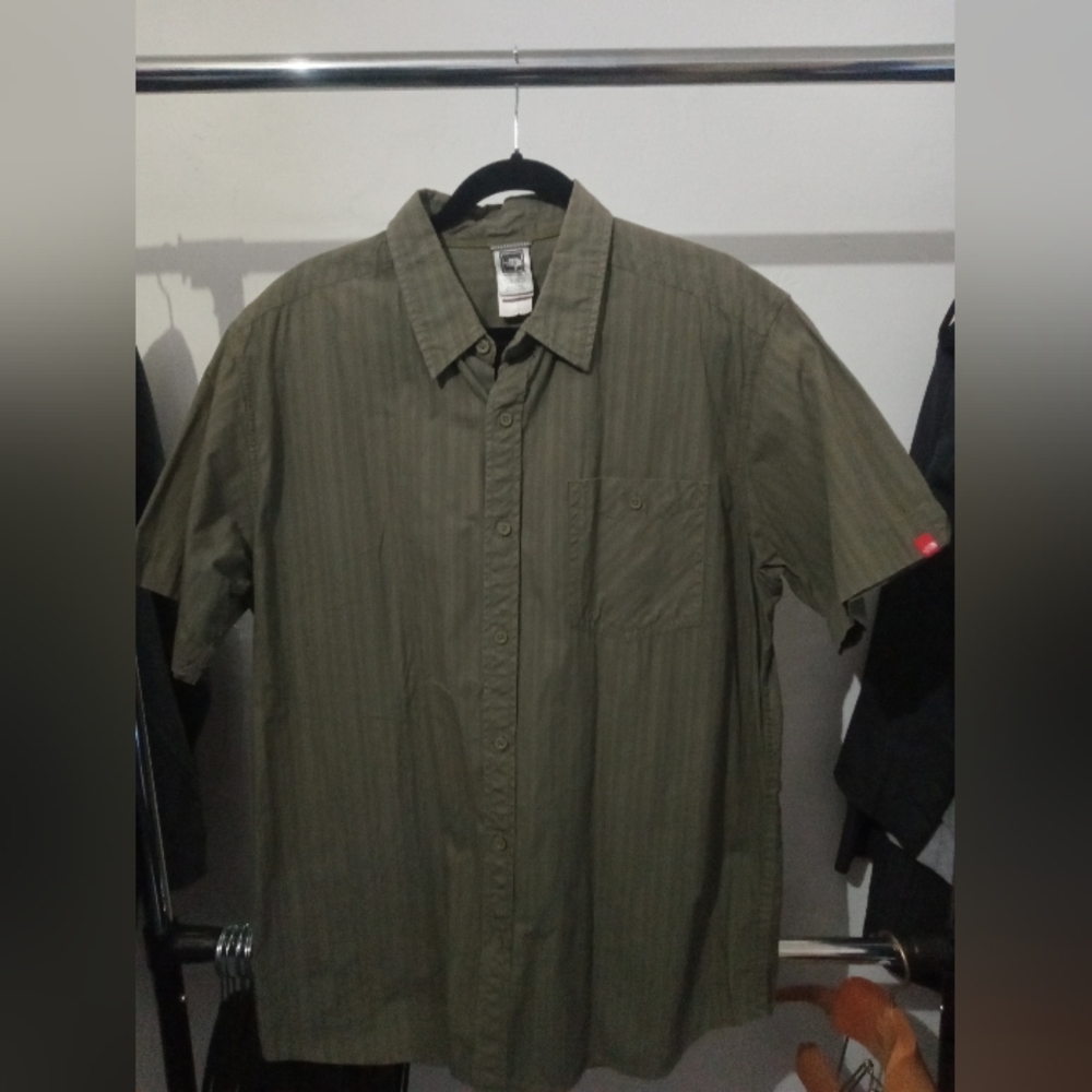 The North Face Olive Green Short Sleeve Camp Shirt XL